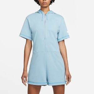 WOMEN'S NIKE SPORTSWEAR ICON CLASH ROMPER